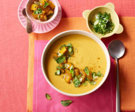 Thai-Curry-Suppe mit Mango-Relish