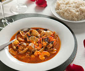 Curry de almejas y langostinos