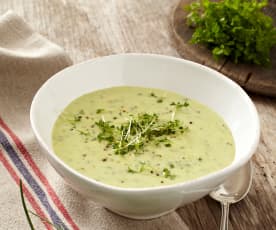 Krémová polévka z bylinek a brambor