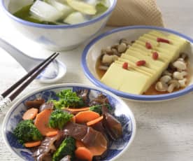 冬瓜海帶湯、鮮菇豆腐&清蒸花素