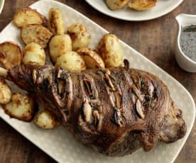Roast Lamb with Vegetables and Mint Sauce