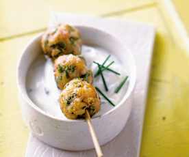 Boulettes de poulet, sauce au fromage blanc