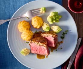 Rinderfilet mit Champignon-Parmesan-Kruste