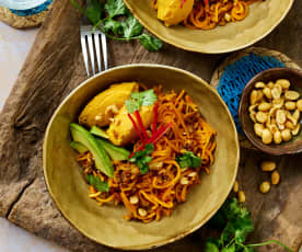 Veganes Süßkartoffel-Pad-Thai