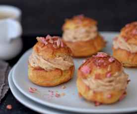 Chouquettes à la crème pralinée
