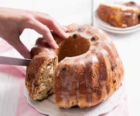 Babka drożdżowa z lukrem