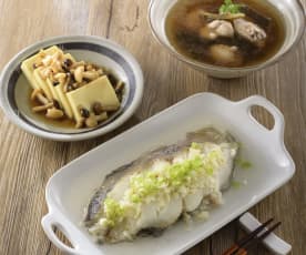 香蒜鱈魚、百菇時蔬豆腐&蔭瓜香菇雞湯