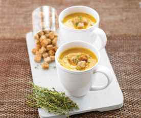 Crema de zanahoria, leche de coco y curry