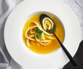 Frittaten-Suppe (Zuppa di frittata in brodo)