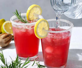 Cranberry-Rosmarin-Limonade