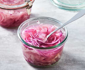 Fermented Onions (with Cutter)