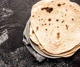 Tortillas integrales y condimento para fajitas