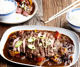 Sous-Vide Cantonese-Style Beef with Tomatoes and Onions