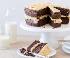 Chocolate quinoa cake with peanut butter frosting