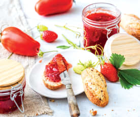 Confiture de tomates et fraises