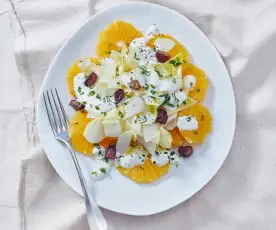 Chicoréesalat mit Orangen und Joghurt-Schnittlauchdressing