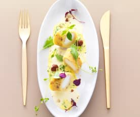 L'œuf comme une omelette soufflée, émulsion noisettes, vinaigrette jaune aux herbes fraîches - Eric Guérin