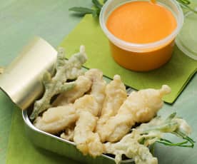 Cocochas y rúcula en tempura con salsa de piquillos