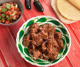 Travers de porc à la mexicaine et salade pico de gallo