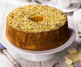 Chiffon cake al cioccolato bianco e pistacchi