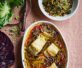 Bacalhau à lagareiro com migas de couve e feijão