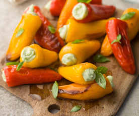 Mini Peppers Stuffed with Homemade Ricotta - Piccoli peperoni ripieni di ricotta 