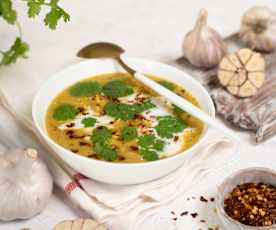 Zupa z trzech główek czosnku