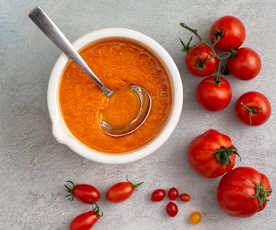 Tomato passata