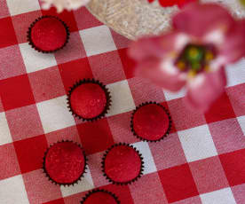 Brigadeiro de lima com framboesas