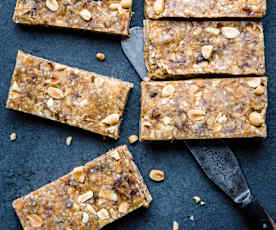 Barres au quinoa et beurre de cacahuètes