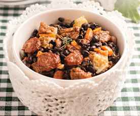 Feijoada de porco com feijão-preto