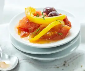 Compotée de tomates, poivrons et olives