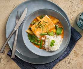 Steamed red curry fish