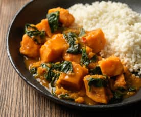 Sweet Potato and Spinach Curry with Cauliflower Rice
