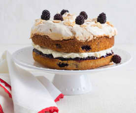 Blackberry meringue cake