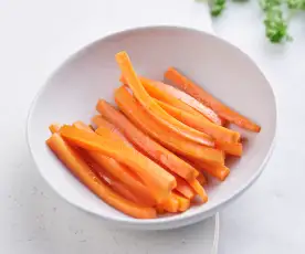Bastones de zanahoria dorados (200 g)