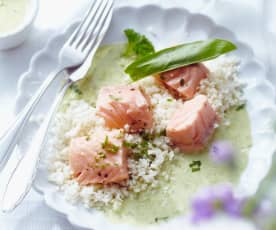 Filetti di salmone in salsa di acetosa