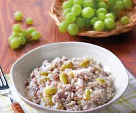 Risotto con salsiccia e uva