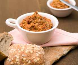 Pasta z suszonych pomidorów z karczochami