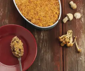 Empadão de arroz com cogumelos e frango