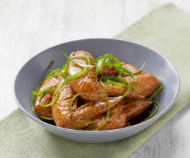 Lu ji chi (braised chicken wings)