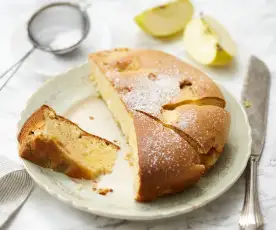 Gâteau aux pommes et au lait concentré