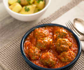 Meatballs with tomato sauce