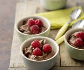 Avocado and Cashew Chocolate Mousse