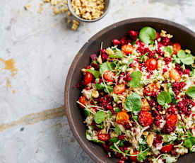 Salada de cevada com frango e beterraba