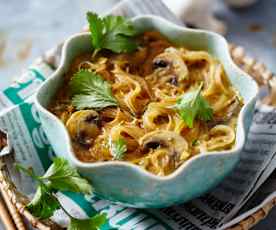 Asiatische Curry-Champignon-Suppe