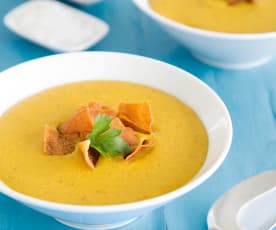 Creamy carrot and lentil soup