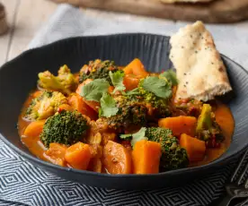 Curry de batatas y brócoli