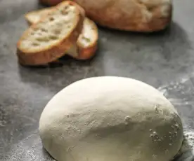Βασική ζύμη ψωμιού