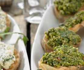 Bruschetta mit Olivencreme